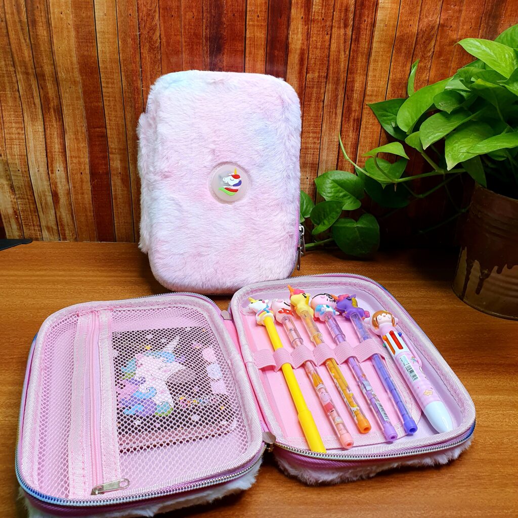unicorn-fur-case-with-led-light